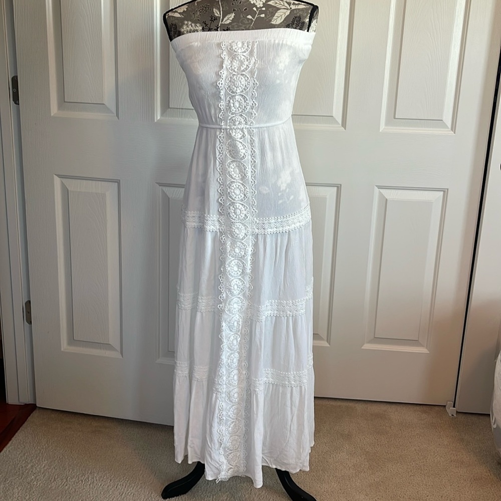 Boho Tiered White Maxie Sleeveless Tube Top Style Lace Dress S